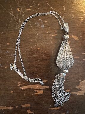 1970’s gorgeous 4.5”
Tassle pendant on 32” new chain